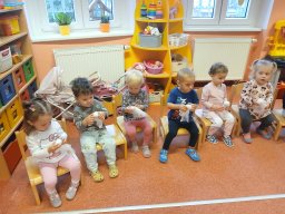 Buchy, buchy, buch, v domě straší duch