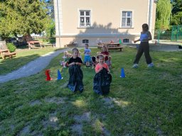 Cesta za pokladem