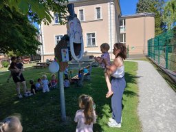 Cesta za pokladem